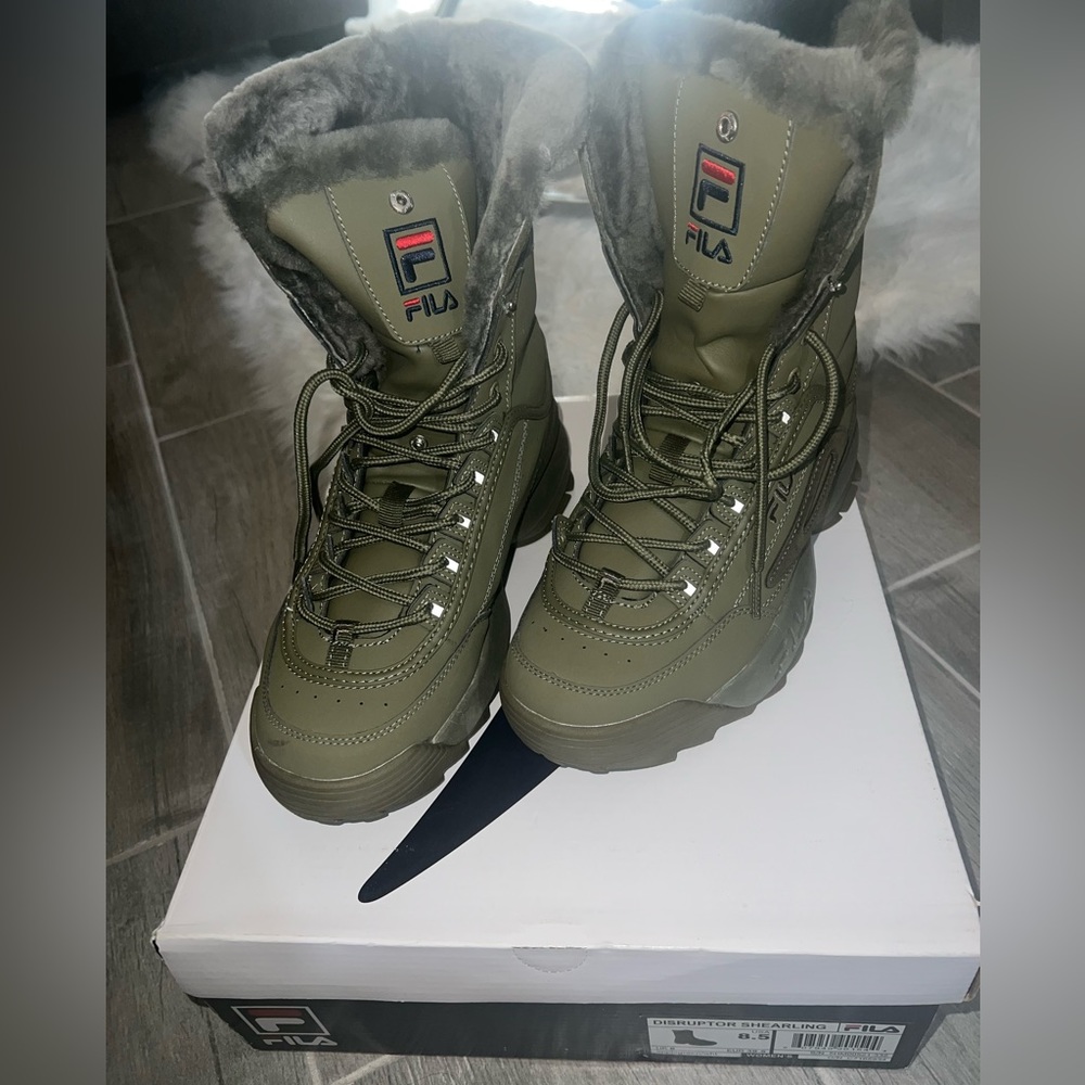 FILA Navy Green Boots with Fur (NEW)